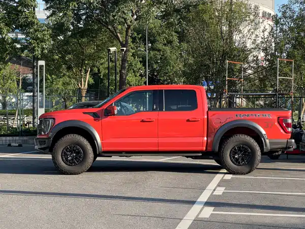 Ford F-150 Raptor 2023