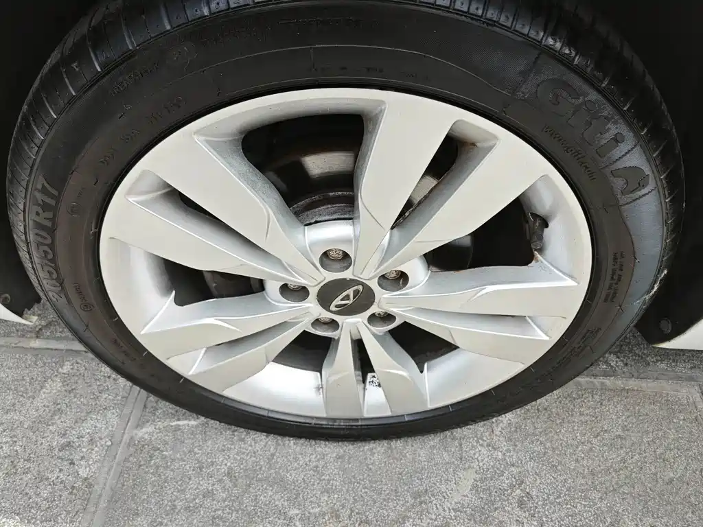 Chery Arrizo 5 2016