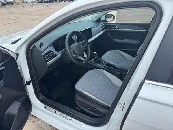 Volkswagen Lavida 2023