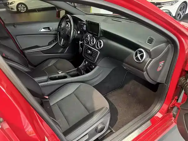 Mercedes-Benz A-Class 2014