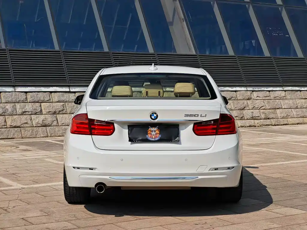 BMW 3 Series 2015 — фото 5