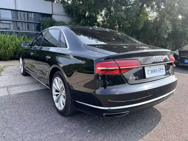 Audi A8 2014
