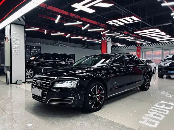 Audi A8 2011