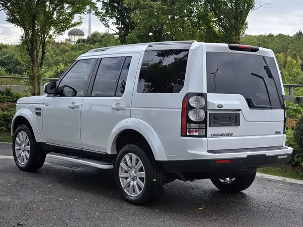 Land Rover Discovery 2015