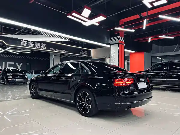 Audi A8 2011