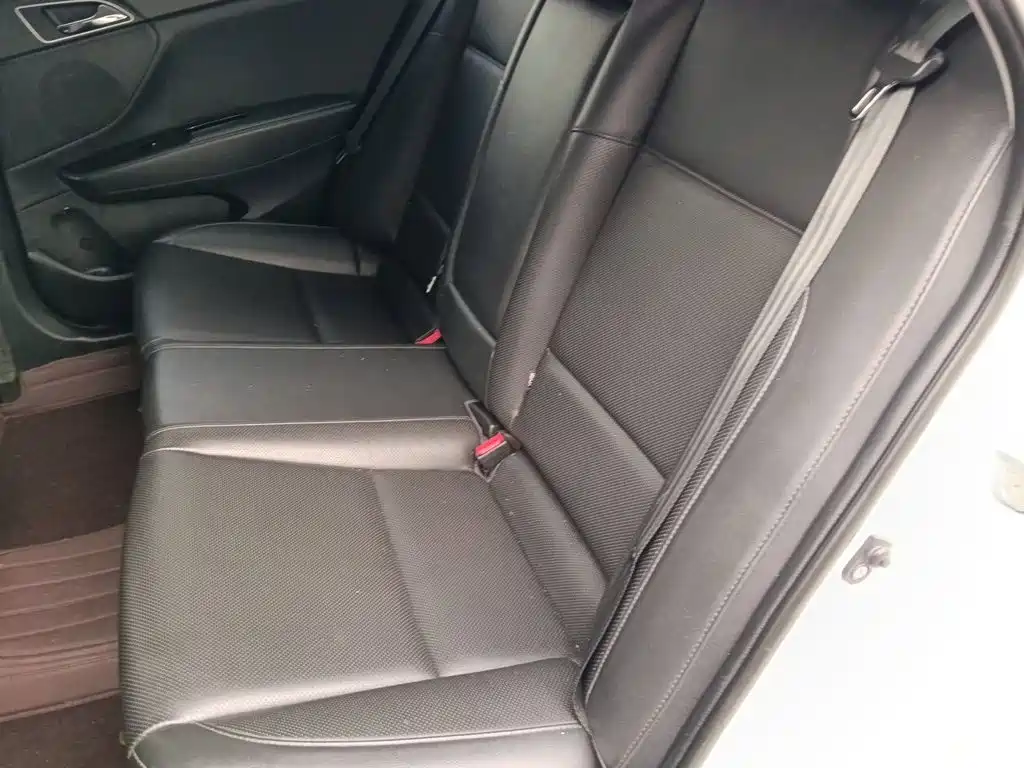Hyundai Mistra 2015 — фото 15