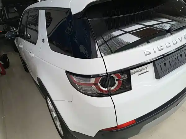 Land Rover Discovery Sport 2016
