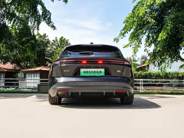 NIO ET5T 2025