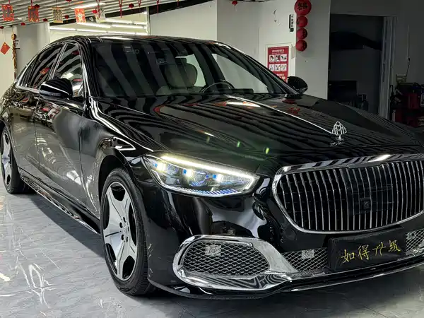 Mercedes-Benz S-Class 2012