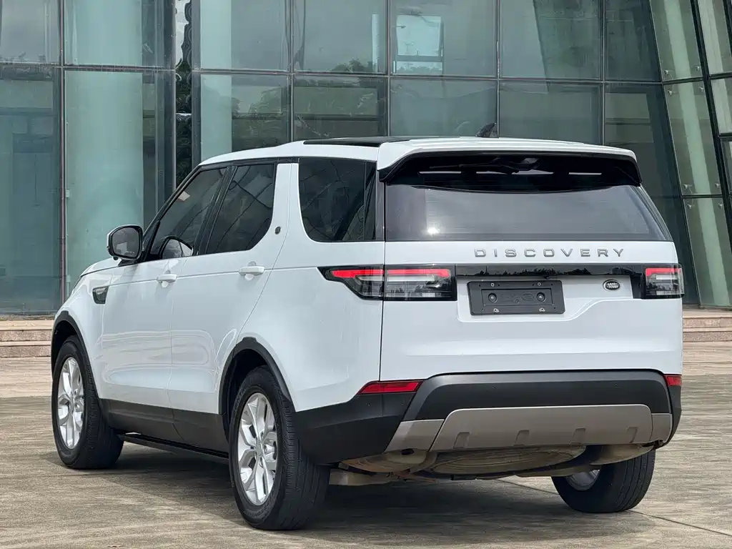 Land Rover Discovery 2019 — фото 6