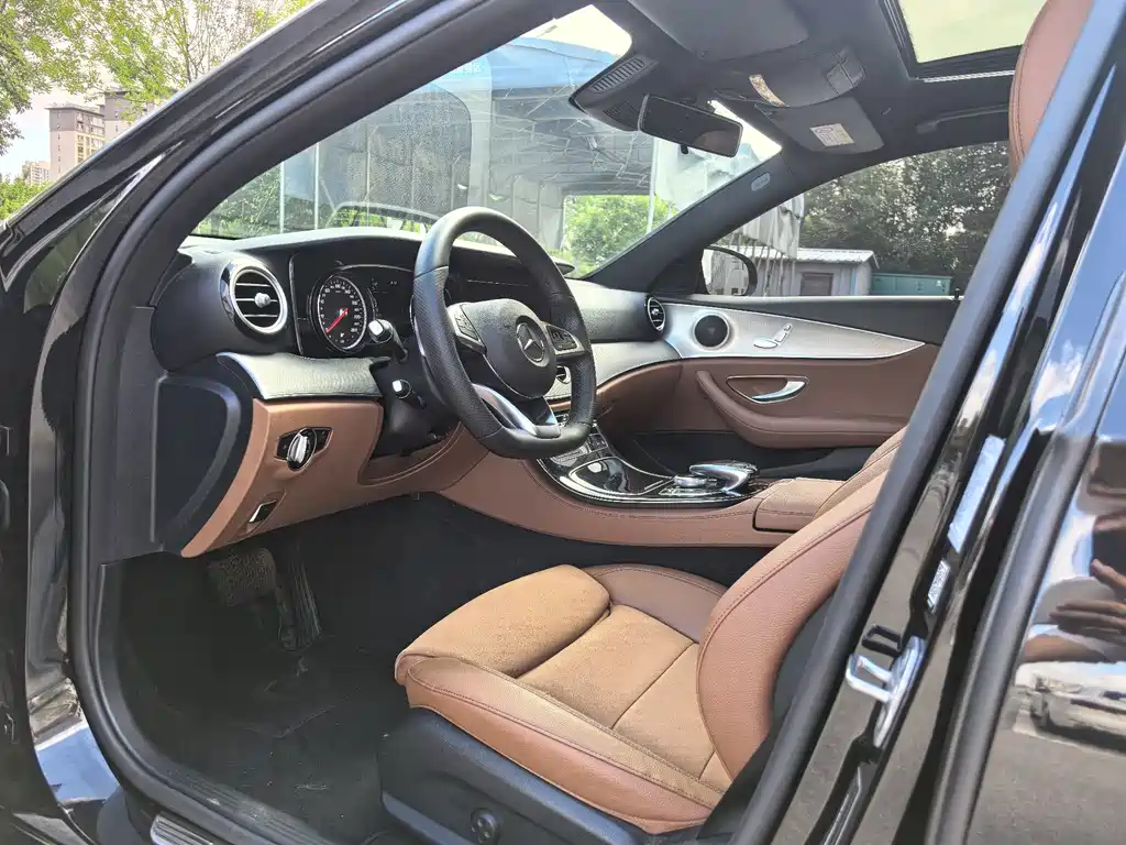 Mercedes-Benz E-Class 2017 — фото 4
