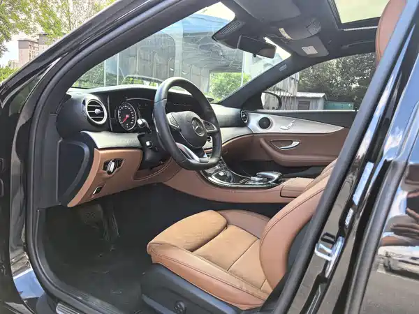 Mercedes-Benz E-Class 2017