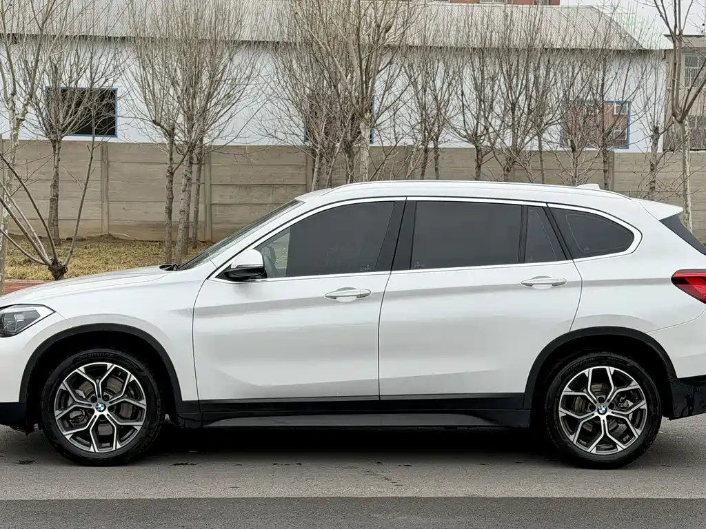 BMW X1 2022 — фото 21