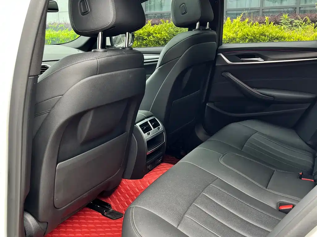 BMW 5 Series 2021