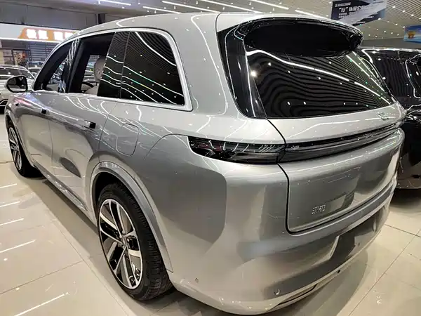 Li Auto L8 2023