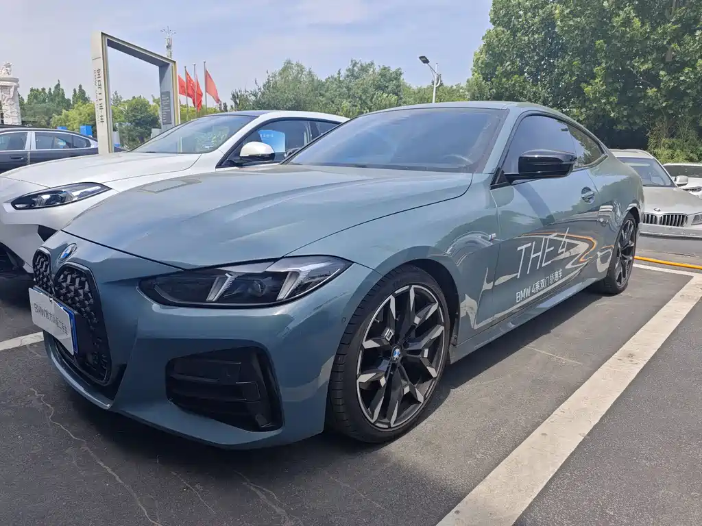 BMW 4 Series 2025 — фото 1