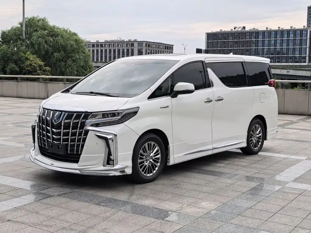 Toyota Alphard 2021 — фото 1