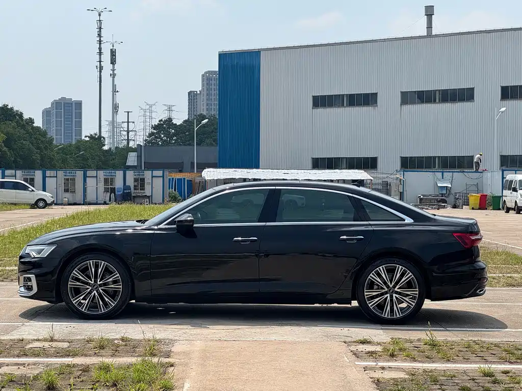 Audi A6L 2023