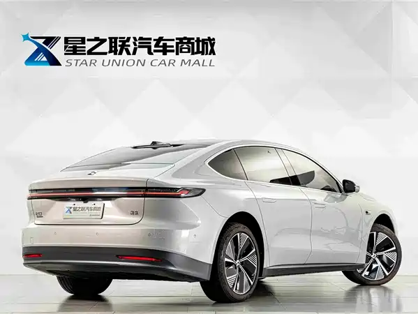 NIO ET7 2024