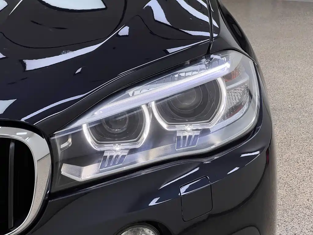 BMW X5 2017 — фото 35