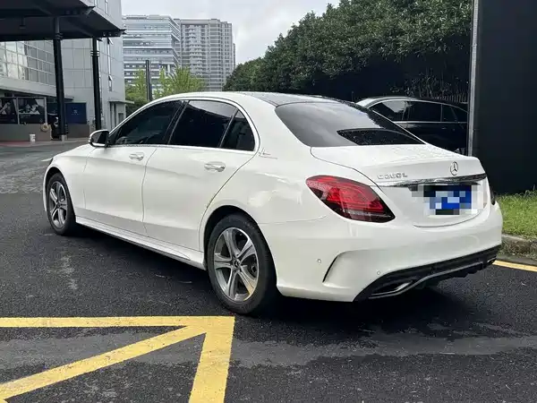 Mercedes-Benz C-Class 2019