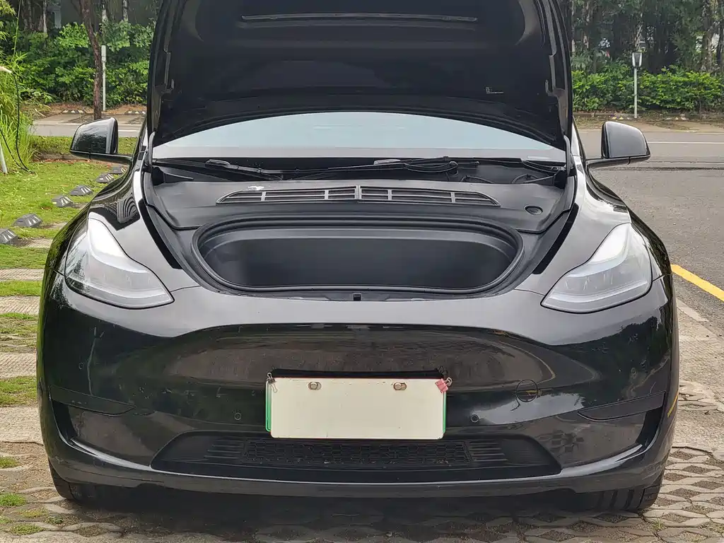 Tesla Model Y 2023 — фото 5