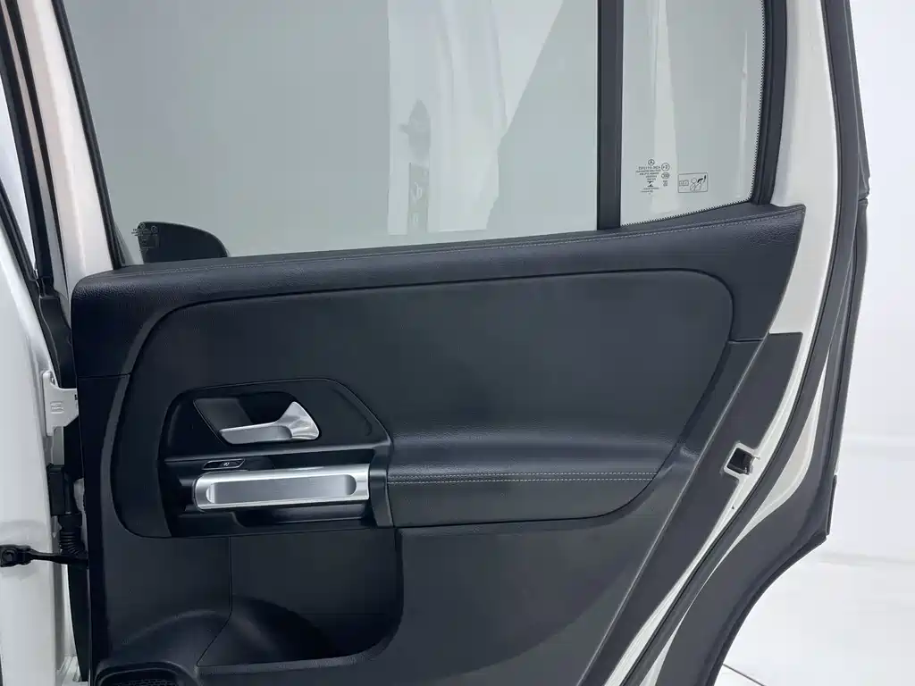 Mercedes-Benz GLB 2020 — фото 12