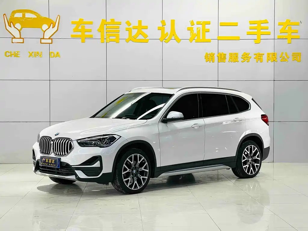 BMW X1 2021 — фото 1