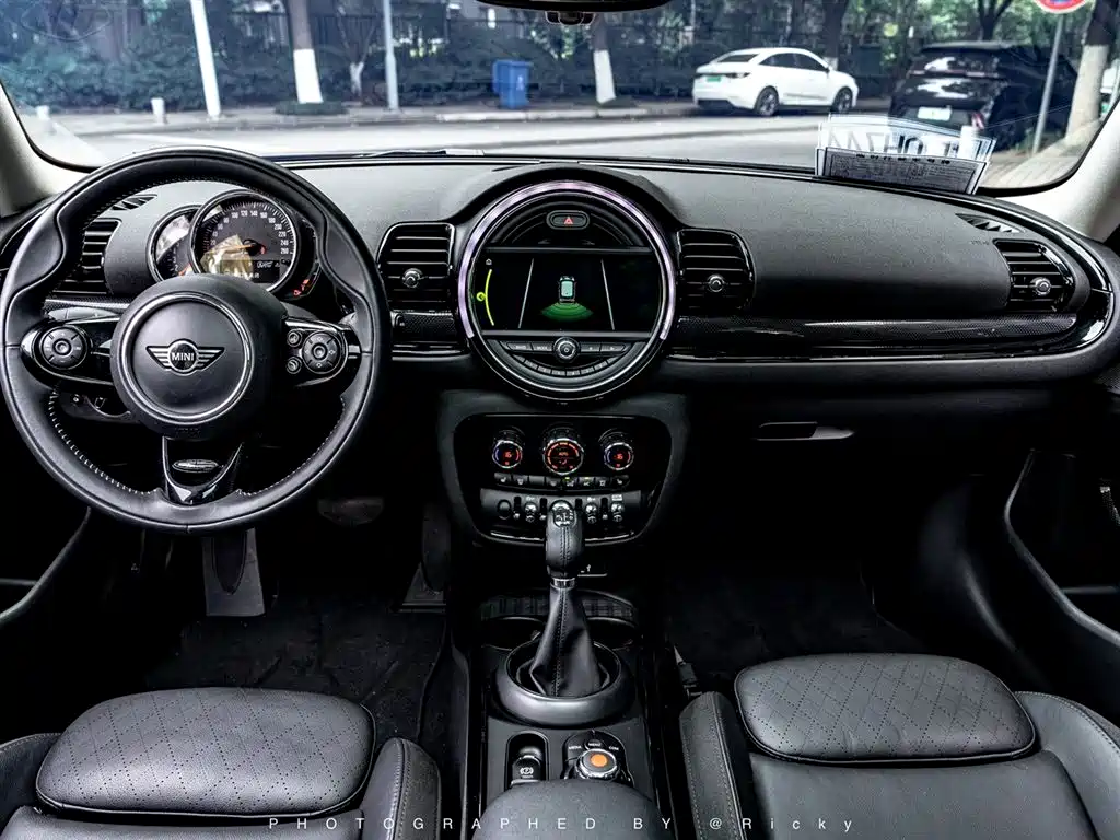 MINI Clubman 2018 — фото 3