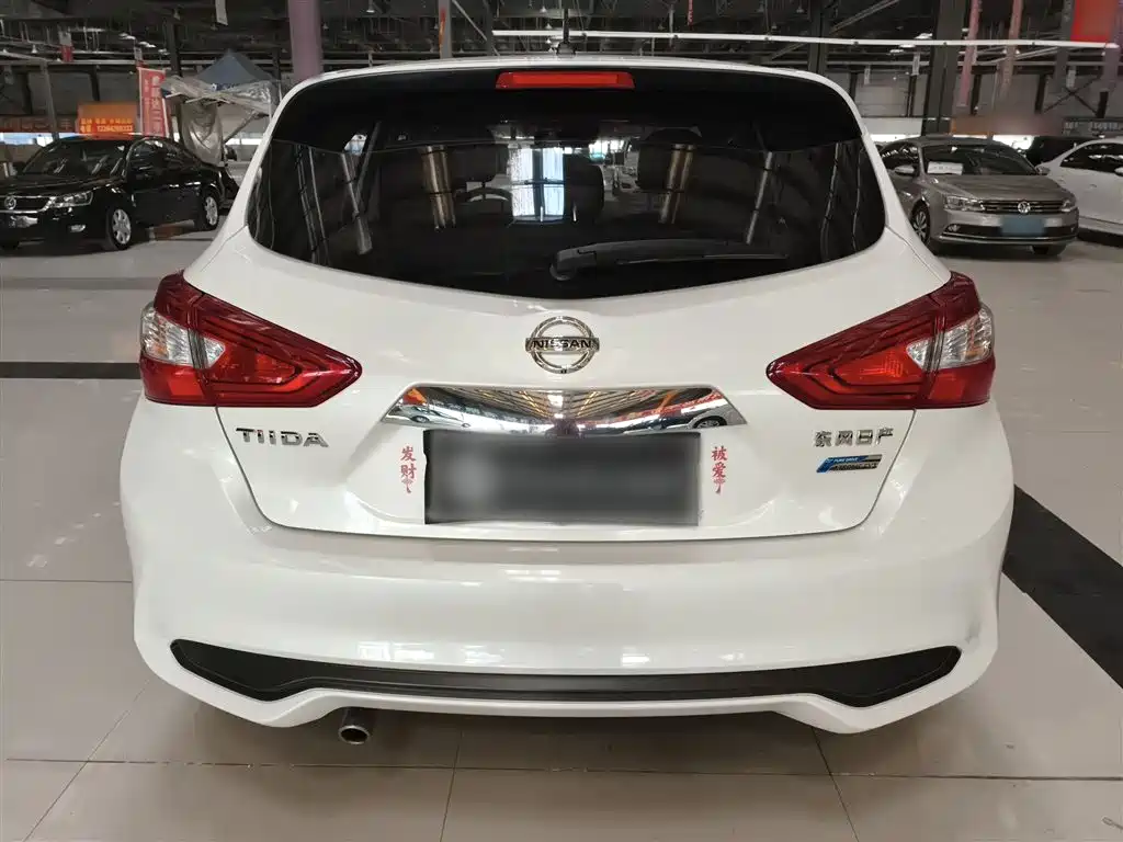 Nissan Tiida 2019 — фото 6