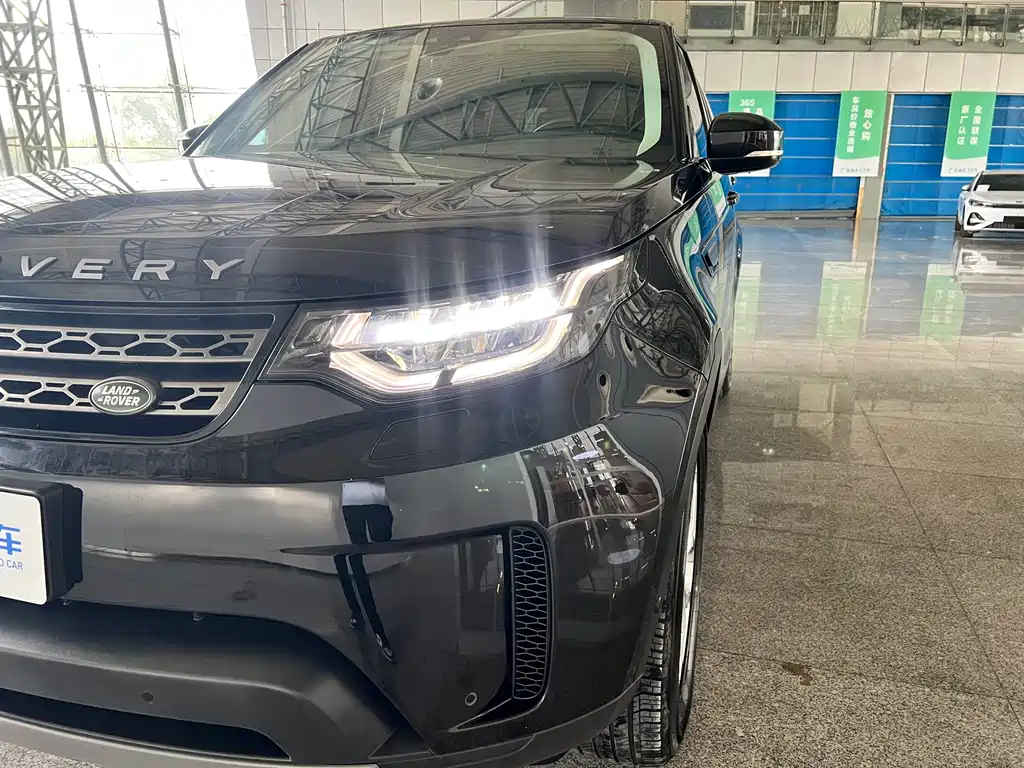 Land Rover Discovery 2020 — фото 16