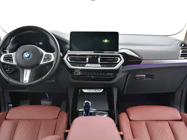 BMW iX3 2022