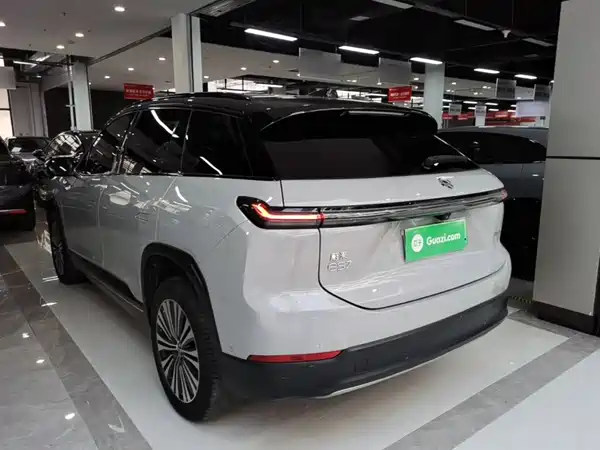 NIO ES7 2023