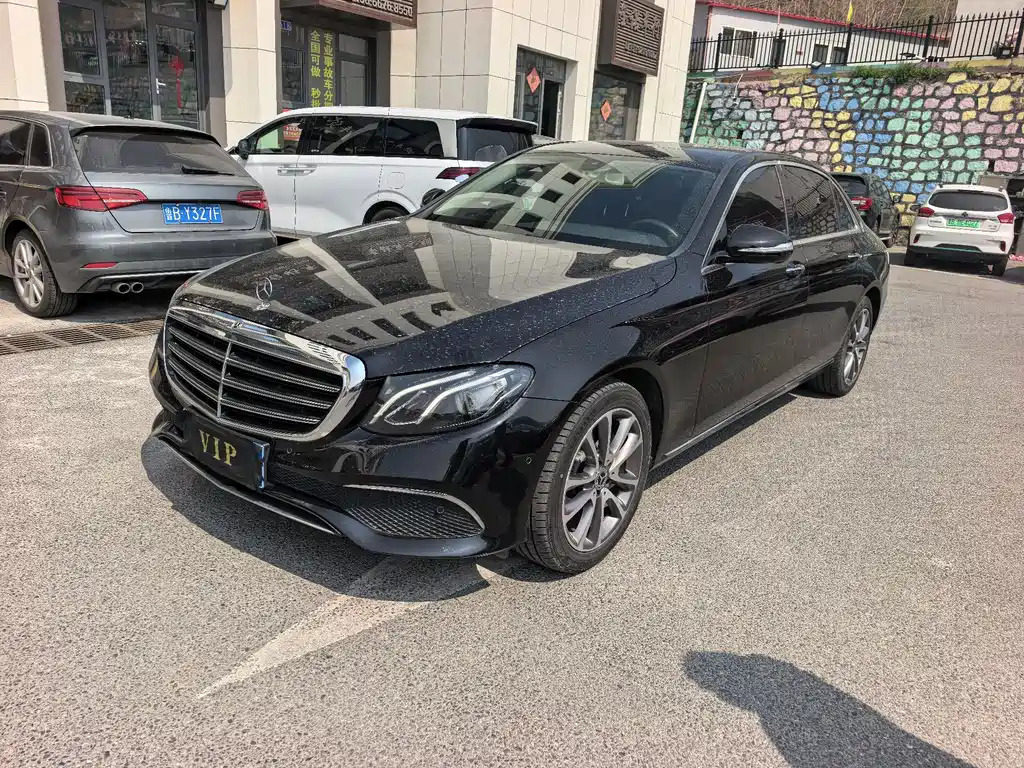 Mercedes-Benz E-Class 2018 — фото 1