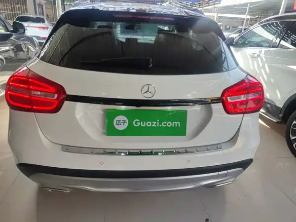 Mercedes-Benz GLA 2016