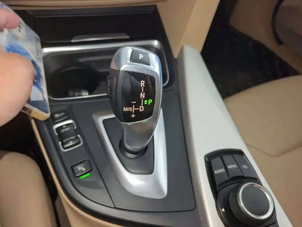 BMW 3 Series 2014 — фото 14