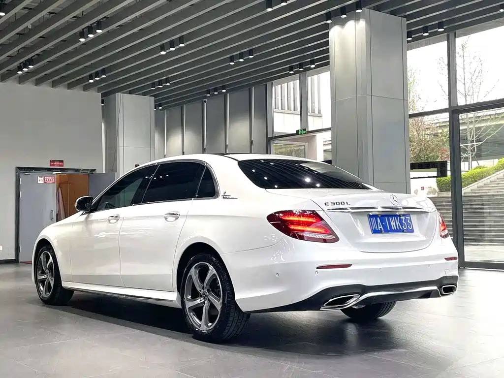Mercedes-Benz E-Class 2019