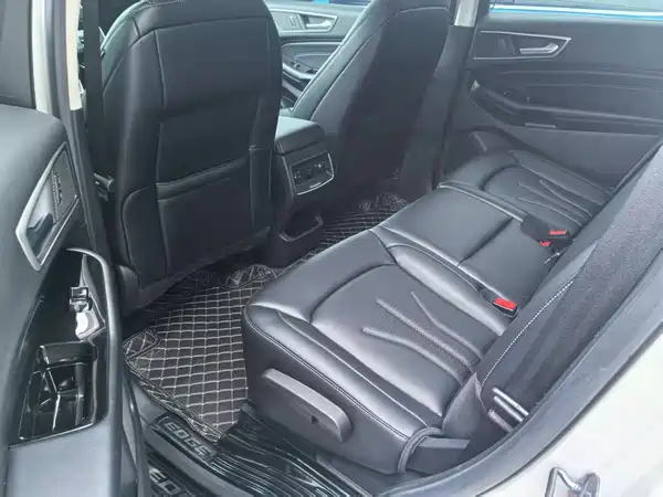 Ford Edge 2022
