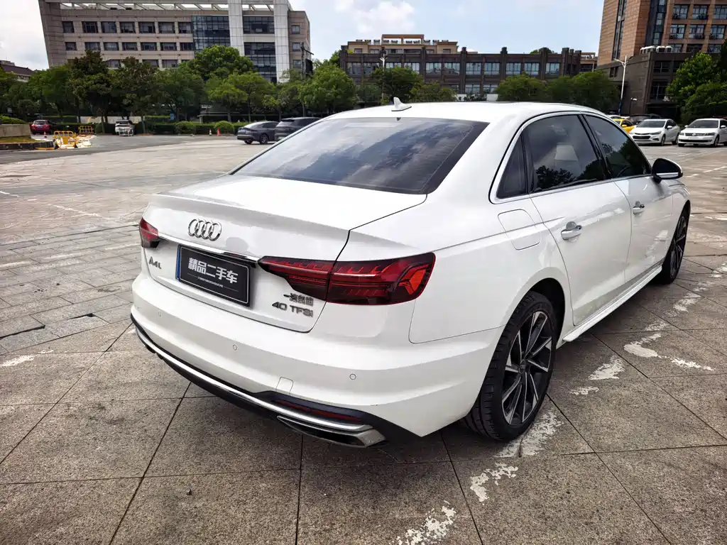 Audi A4L 2022