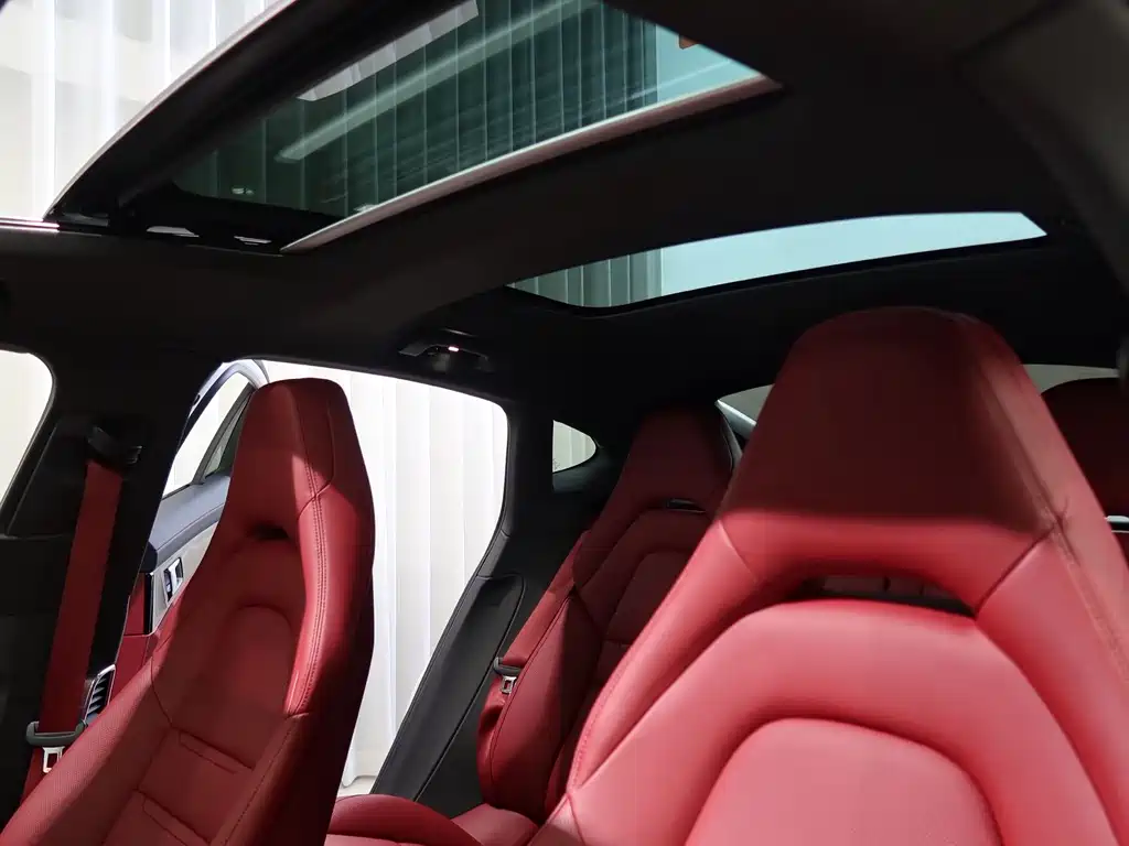 Porsche Panamera 2020 — фото 17