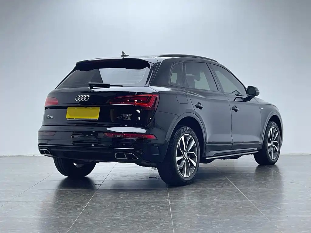 Audi Q5L 2023 — фото 4