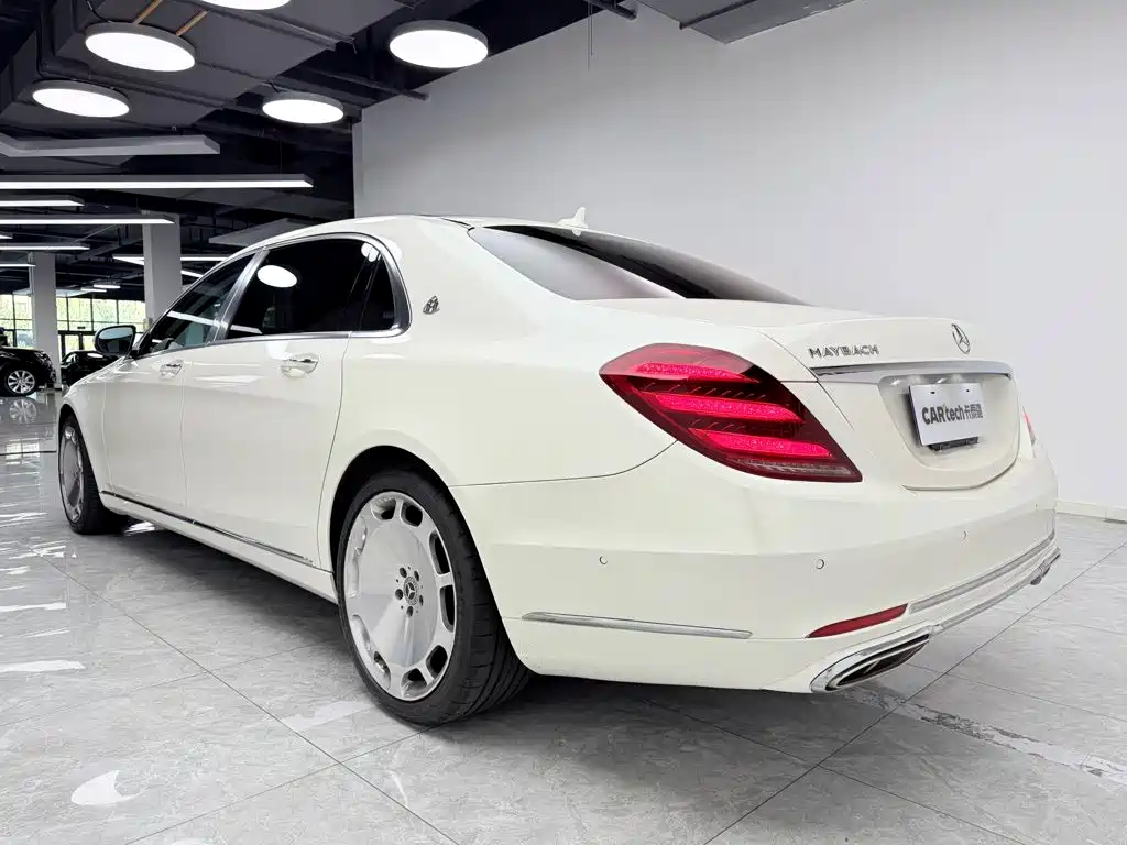 Mercedes-Benz Maybach S-Class 2015