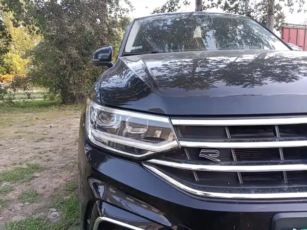 Volkswagen Tiguan L 2022