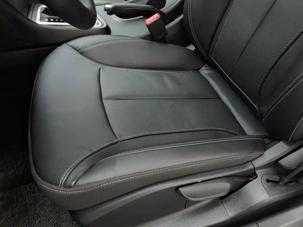 Buick Excelle 2019 — фото 20