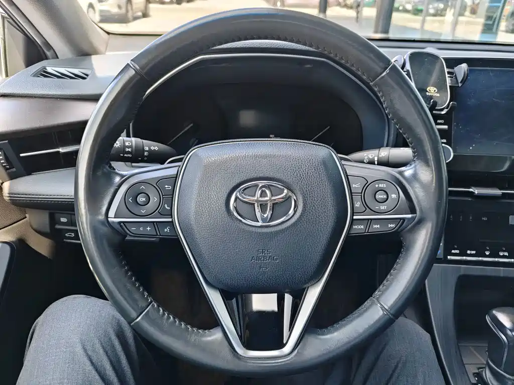 Toyota Avalon 2021 — фото 11