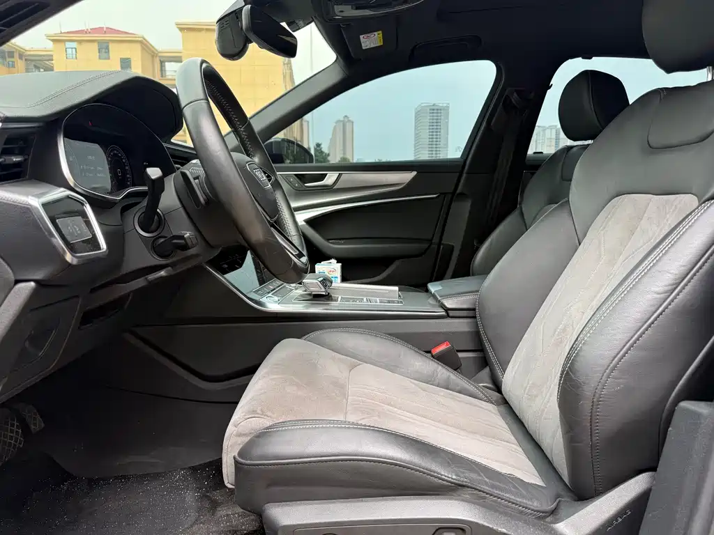Audi A6L 2020