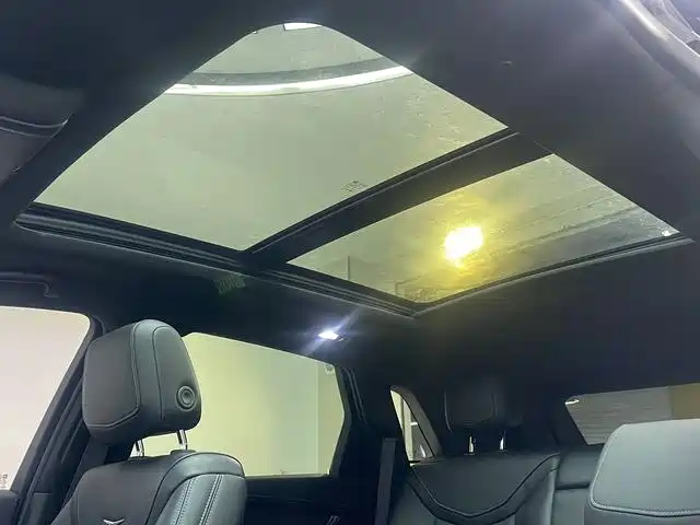 Cadillac XT5 2020 — фото 12