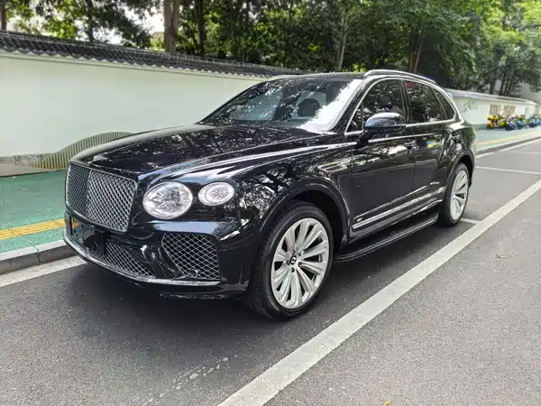 Bentley Bentayga 2023