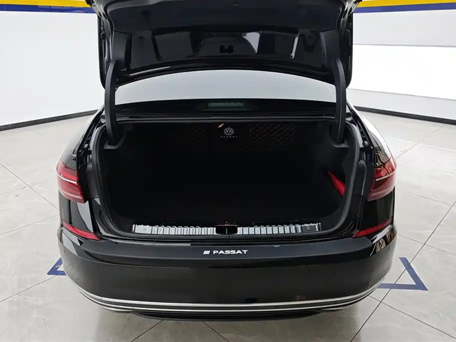 Volkswagen Passat 2022