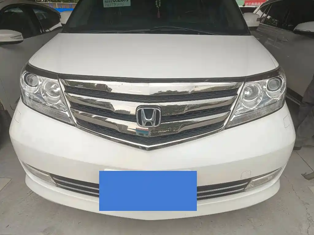 Honda Elysion 2014